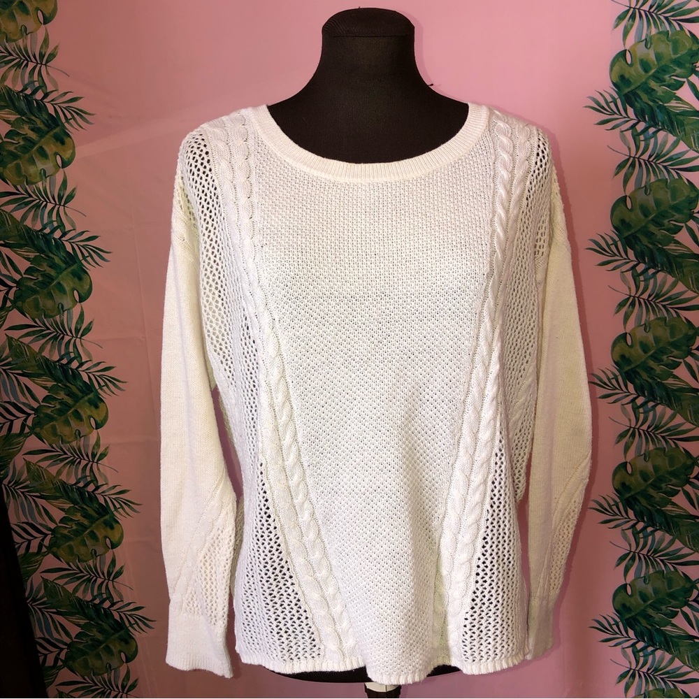 American Eagle Outfitters Off White Crew Neck Knit Sweater